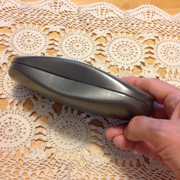 Eyeglass Case, Carolee New York - Picture 4 of 10